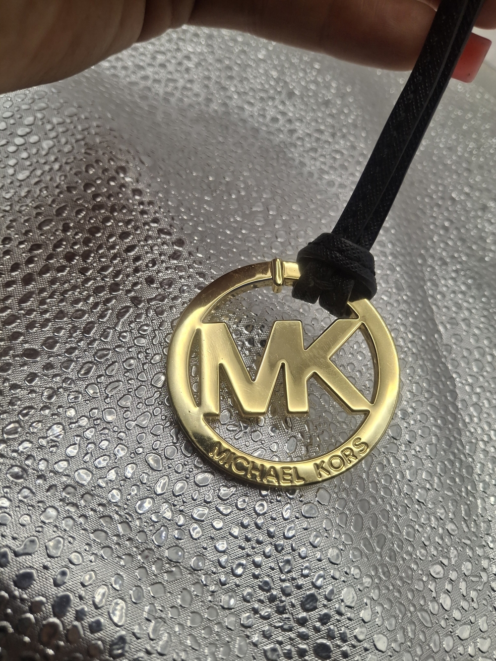 Michael Kors Gold MK Logo Keychain with Black Strap / Spare Purse Charm - Picture 3 of 8